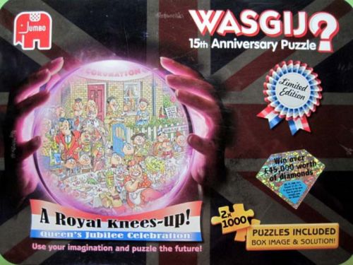 A Royal Knees-up! (6722)